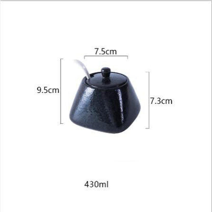 Black ceramic jar with measurements on a white background. 
Black seasoning spice jar with white spoon and dimensions on a white background. 430ml. 